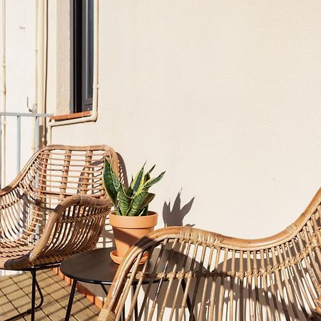 Ola Living Calabria Apartment บาร์เซโลนา ภายนอก รูปภาพ
